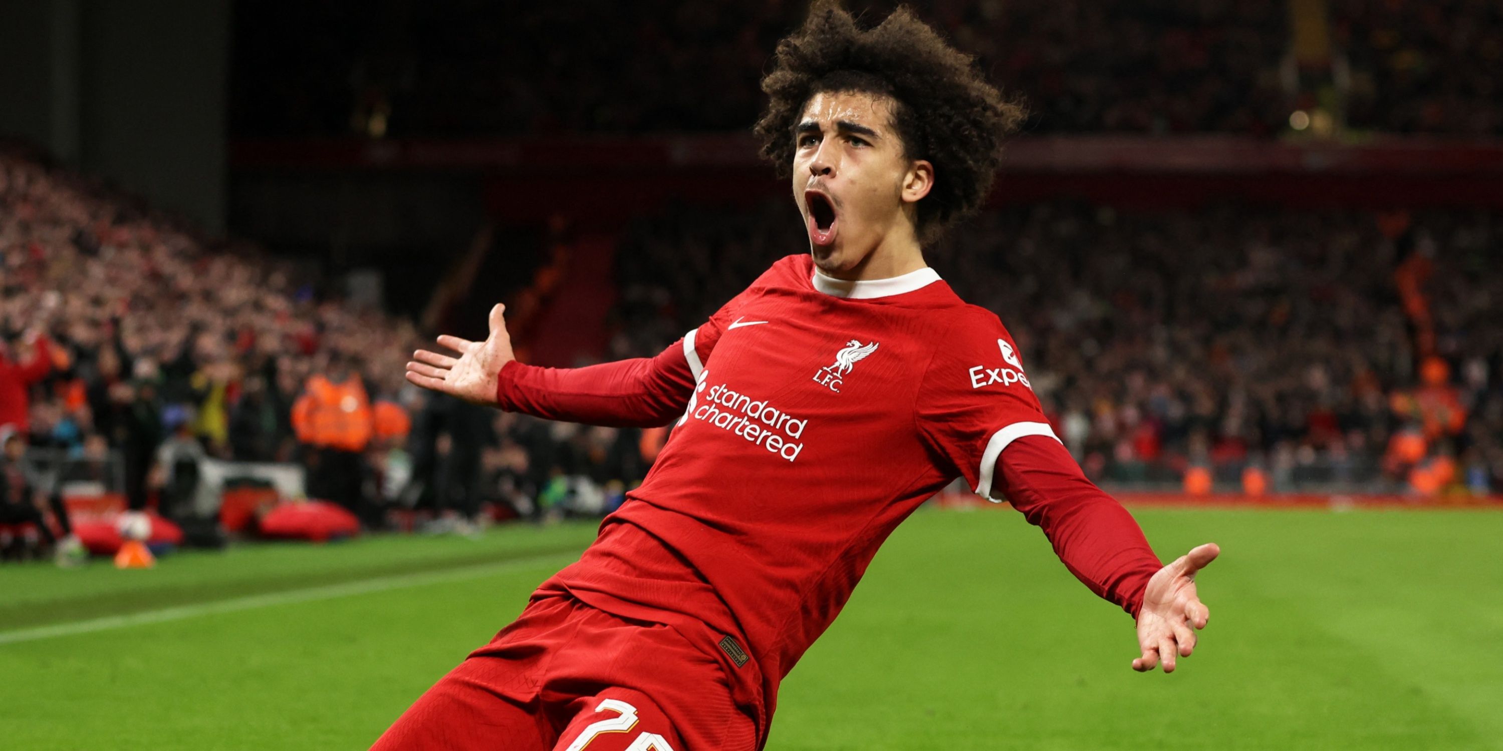 Jayden Danns Liverpool adına gol atıyor.